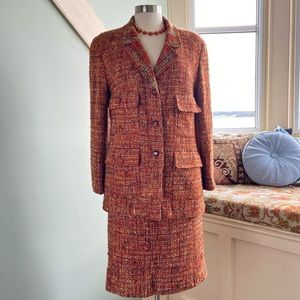 Authentic vintage 1998 CHANEL Boucle Wool Silk Blazer Skirt Suit, US 12